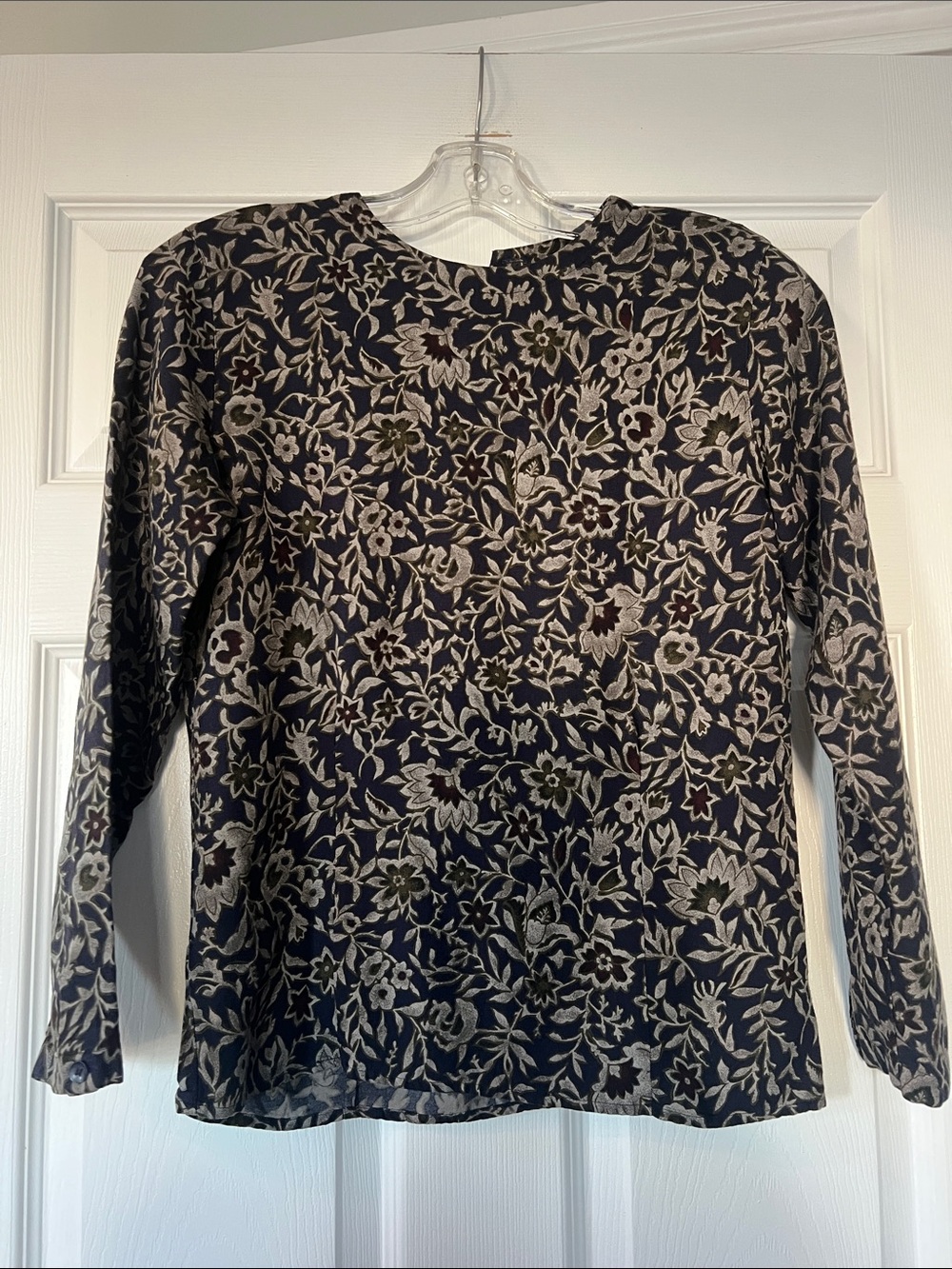 Rena Rowan Navy Long-Sleeve Floral Print Top with Cream Accents